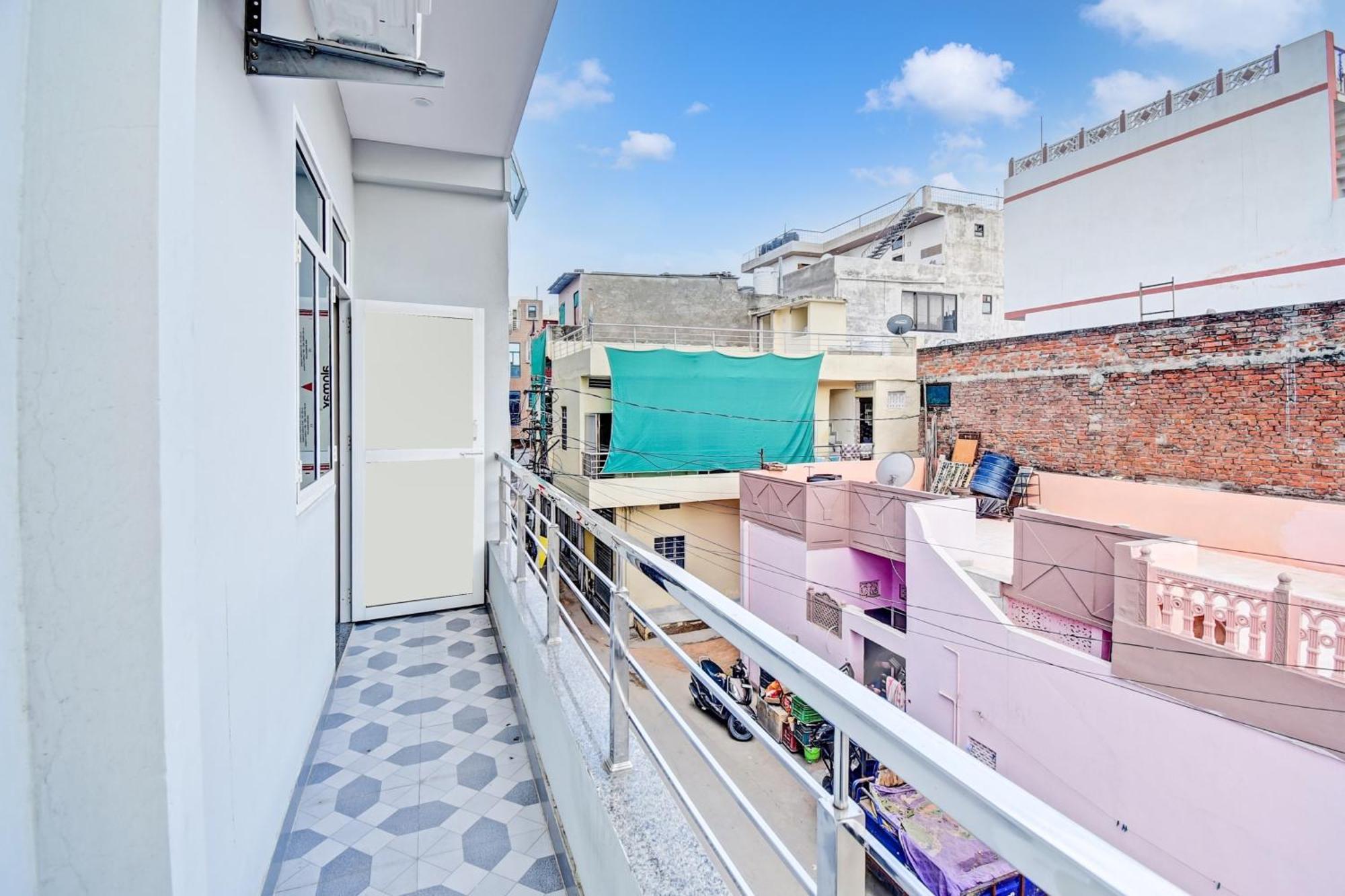 Hotel O Hrd Guest House & Homestay Jaipur Ngoại thất bức ảnh